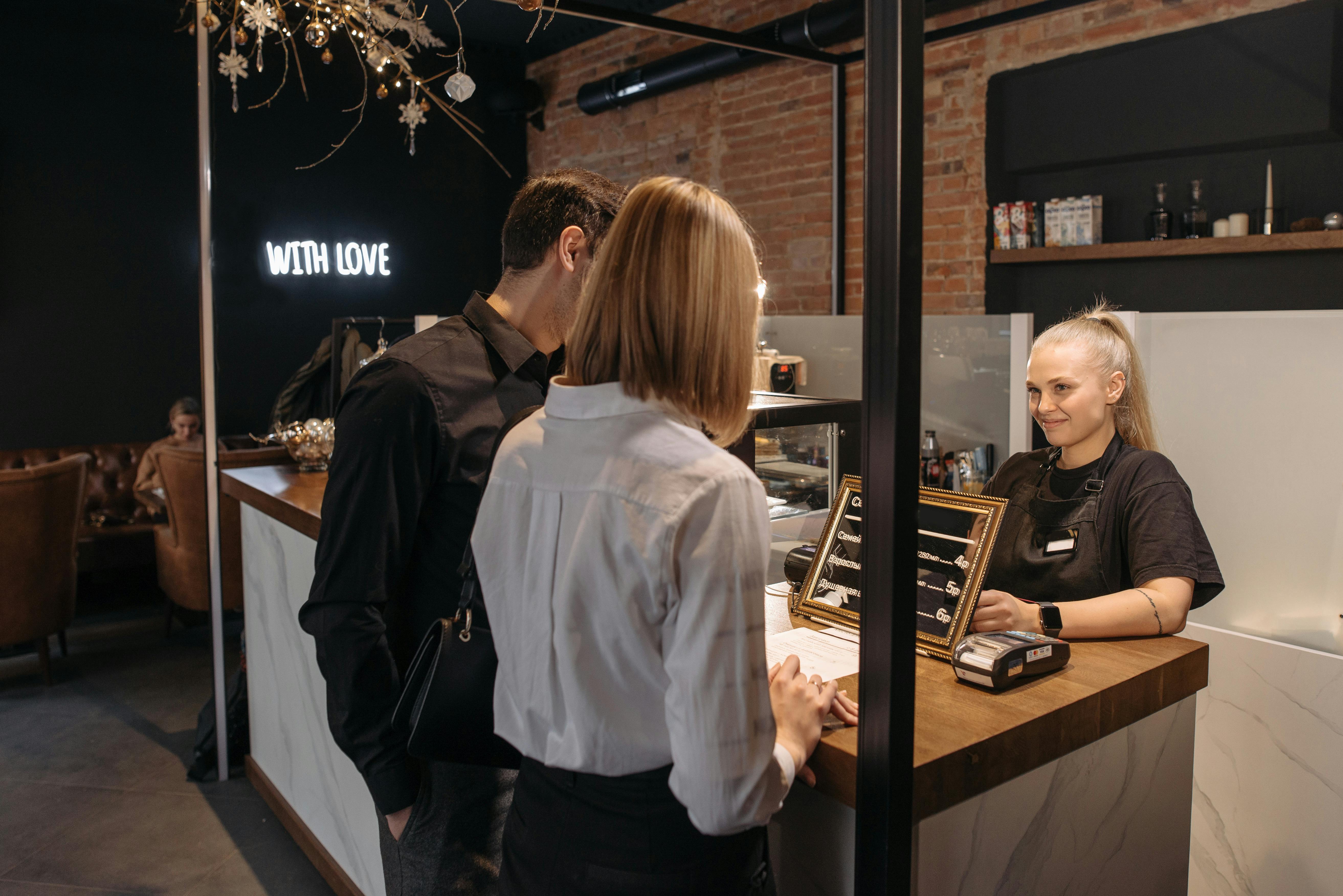 Cannabis Coffee Shop Lloret De Mar: Private and Legal Experience